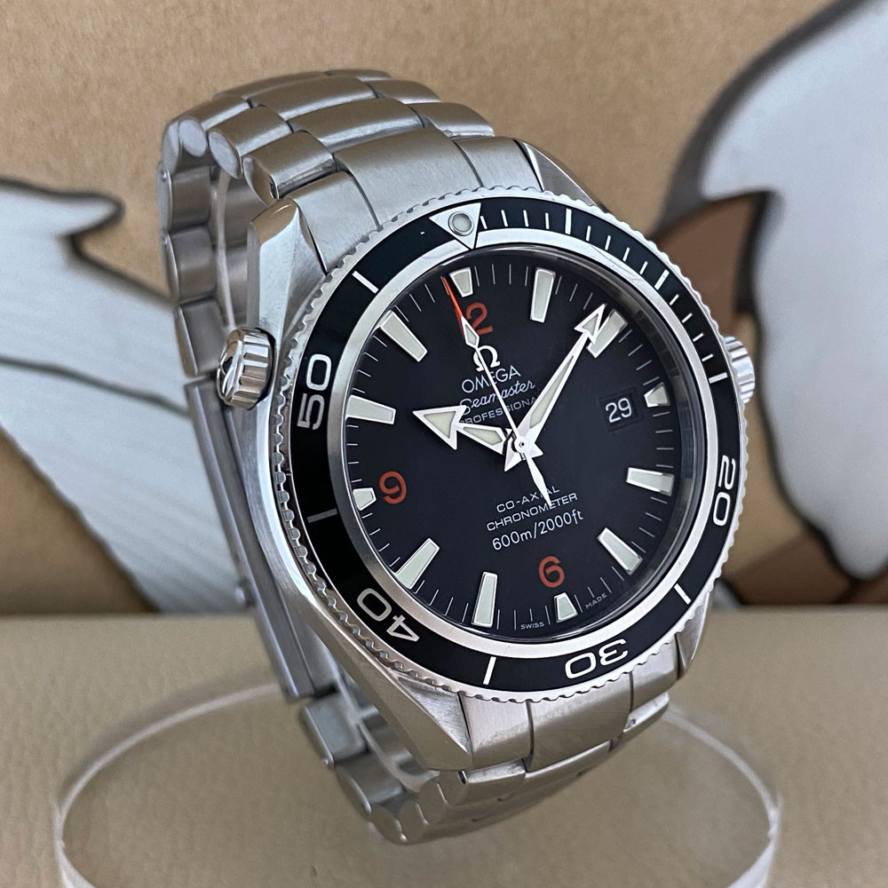Omega Seamaster Planet Ocean CoAxial 22015100